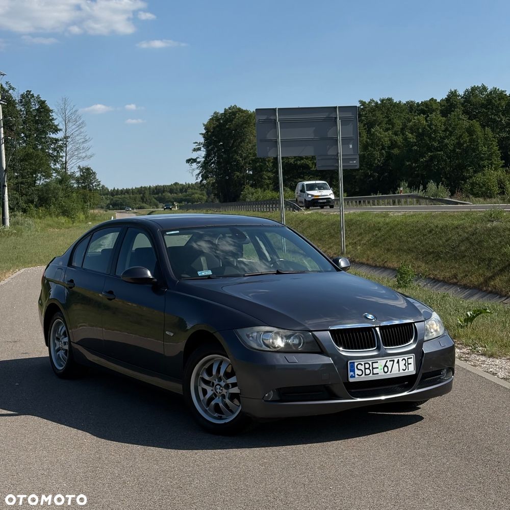 BMW Seria 3 320i - 1