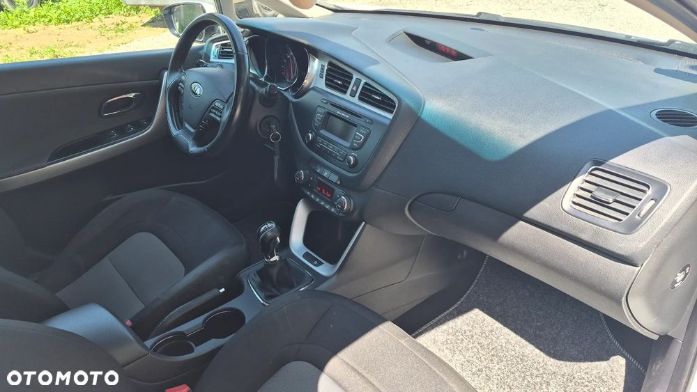 Kia Ceed 1.6 CRDi 128 Vision - 7