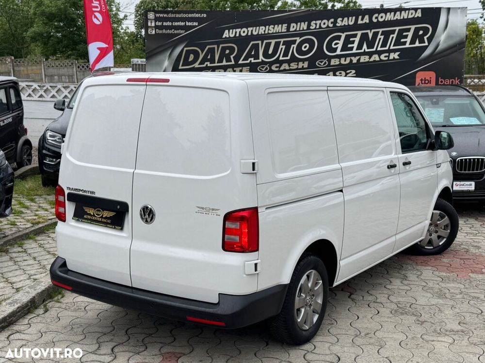 Volkswagen Transporter - 4