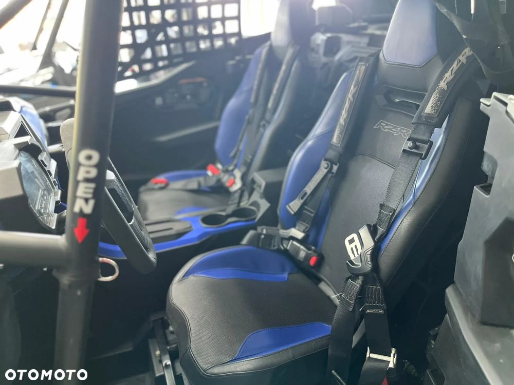 Polaris RZR - 17