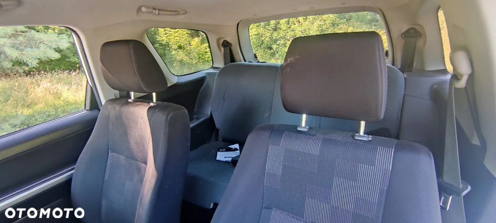Suzuki Grand Vitara 1.9 DDiS Club - 15