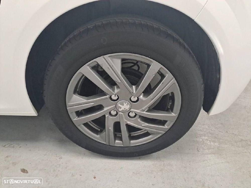 Peugeot 208 1.2 PureTech Active Pack - 11