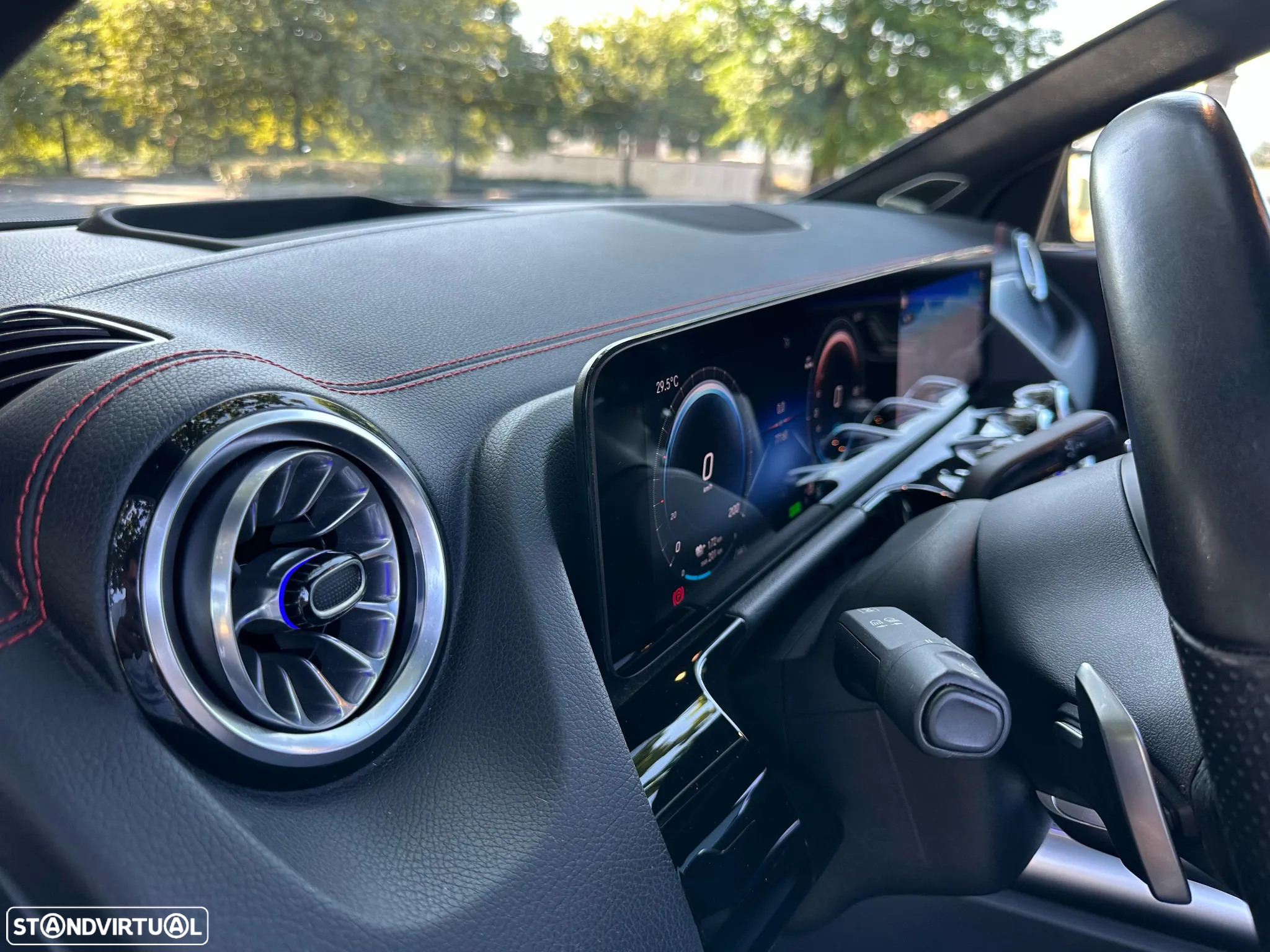 Mercedes-Benz EQA 350 4Matic AMG Line - 23