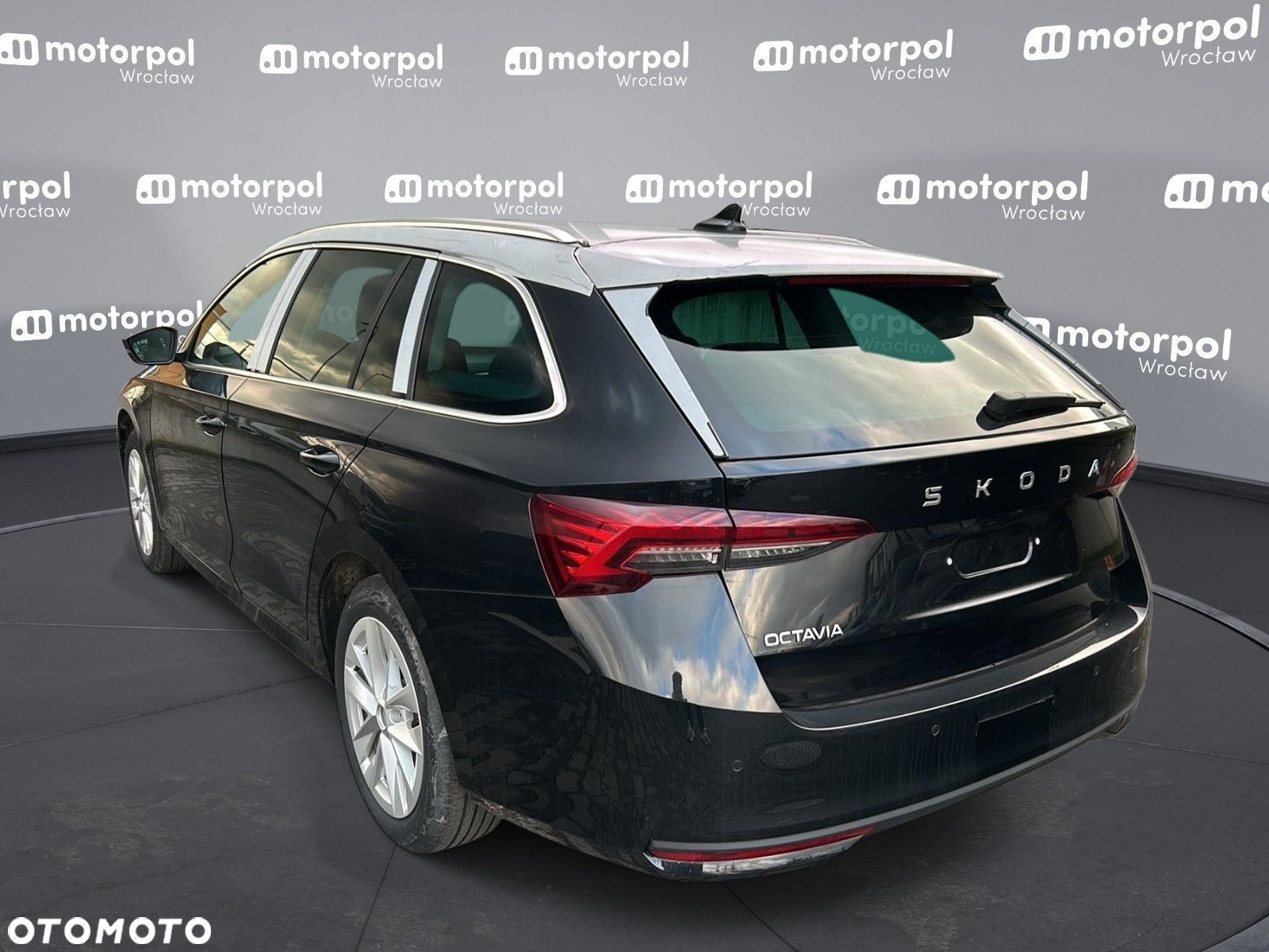 Skoda Octavia - 8