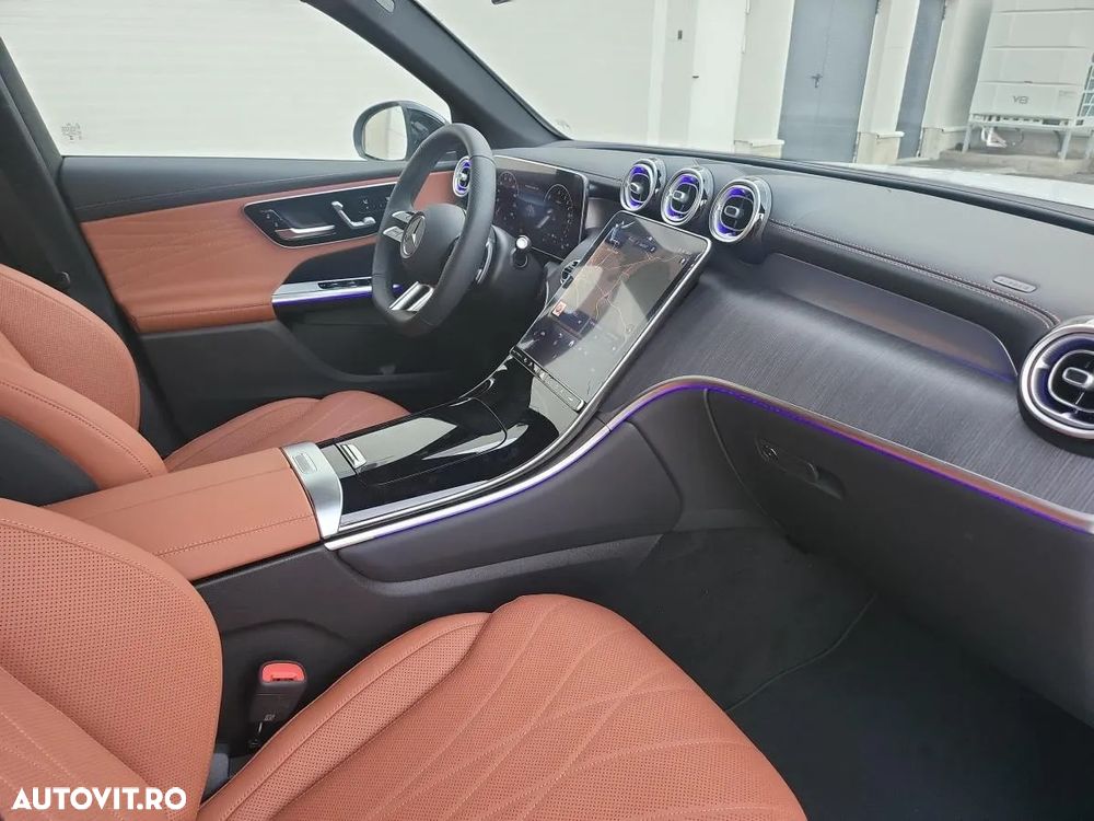 Mercedes-Benz GLC 300 e 4MATIC - 13