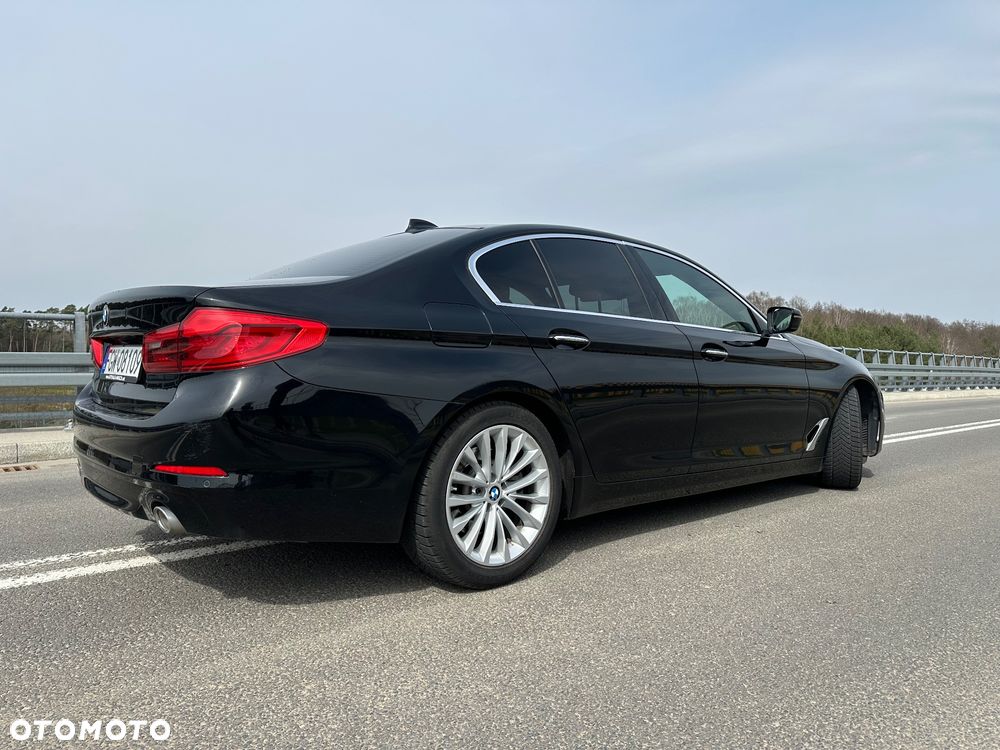 BMW Seria 5 520d Luxury Line - 3
