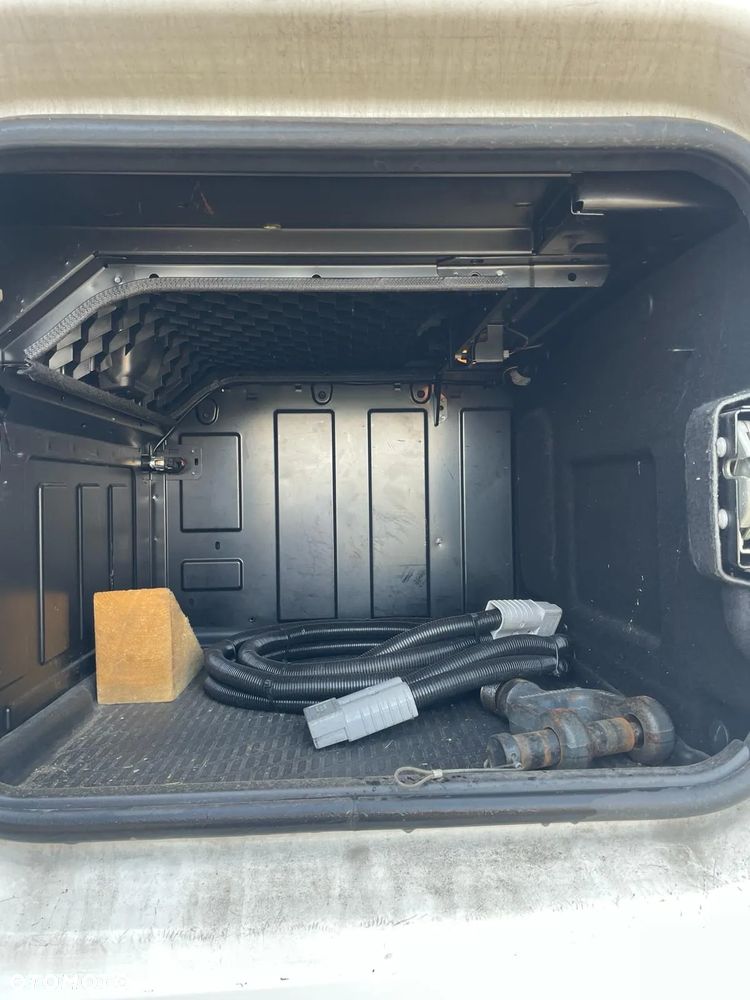 Mercedes-Benz Actros - 15