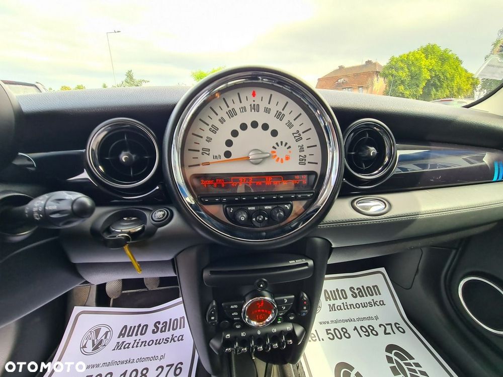 MINI Cooper Bayswater - 13