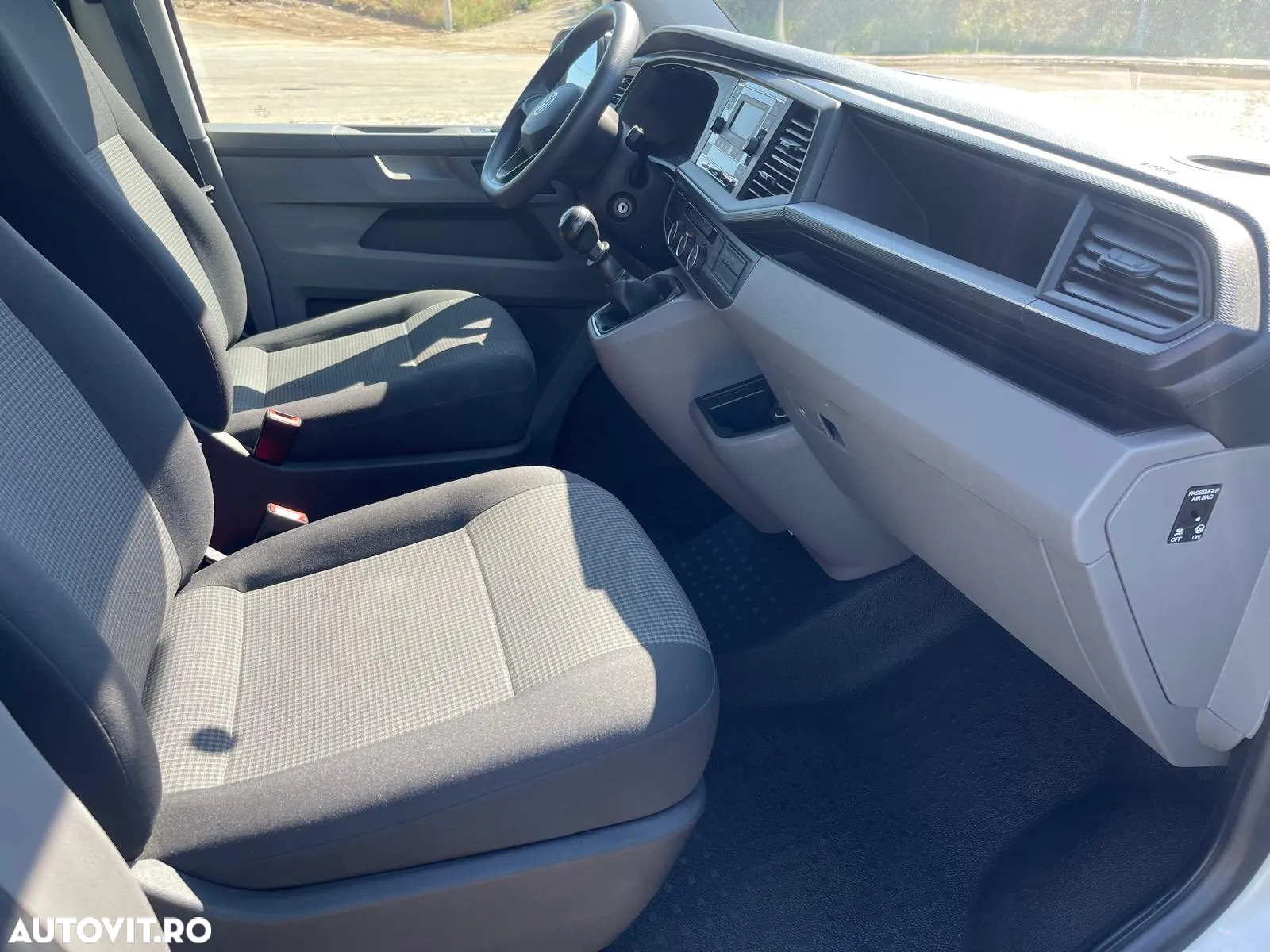 Volkswagen Transporter Kombi T6.1 2.0 TDI 81 kW KR - 10