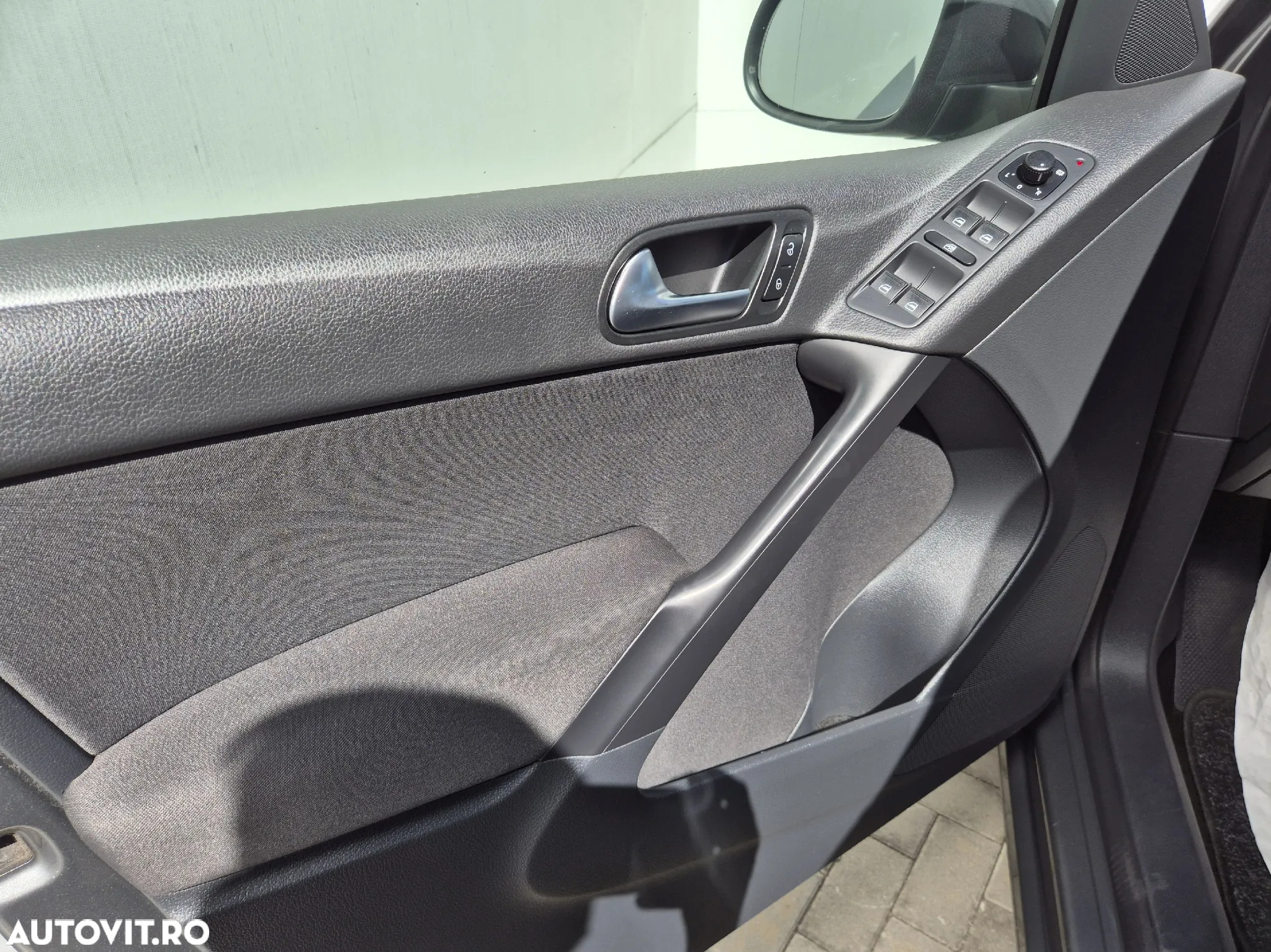 Volkswagen Tiguan 2.0 TDI 4Motion DSG Trend & Fun - 11