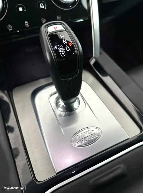 Land Rover Discovery Sport 1.5 I3 P300e AWD Dynamic SE - 17