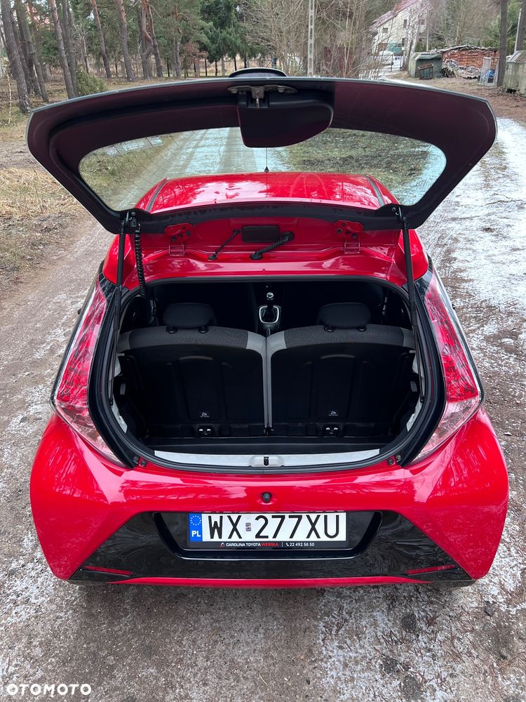 Toyota Aygo x-play - 30