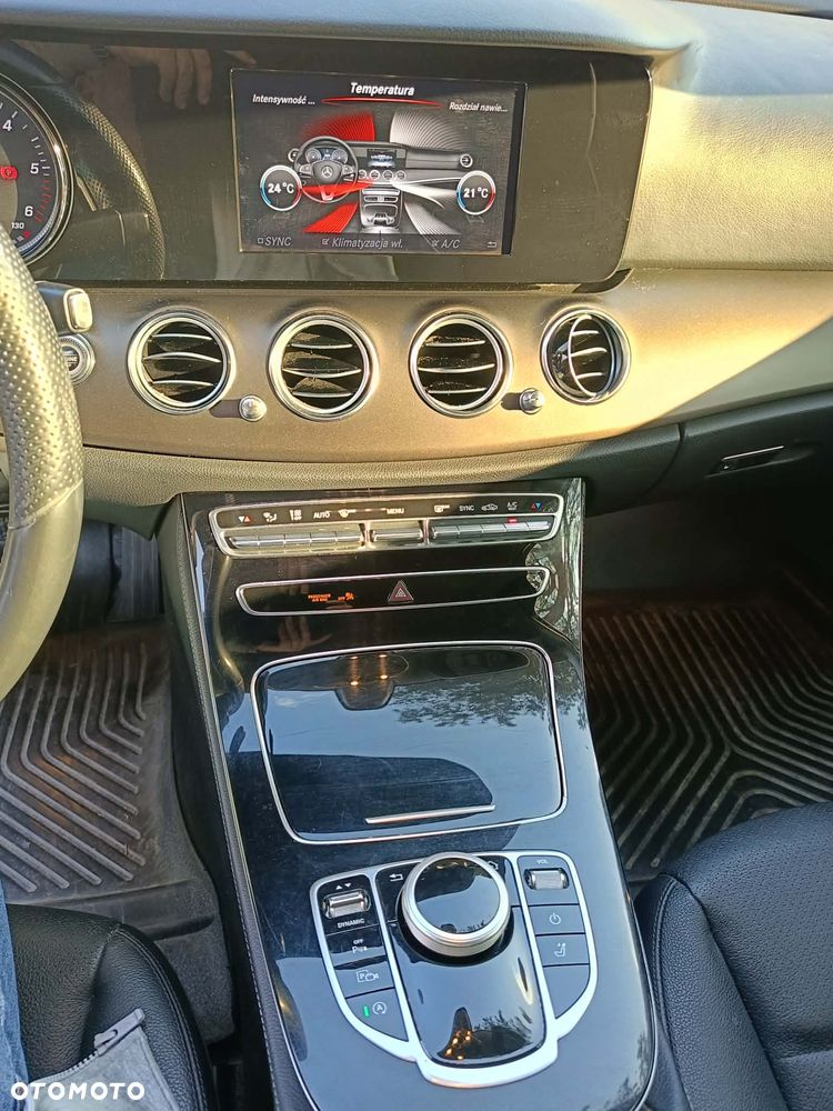 Mercedes-Benz Klasa E - 10