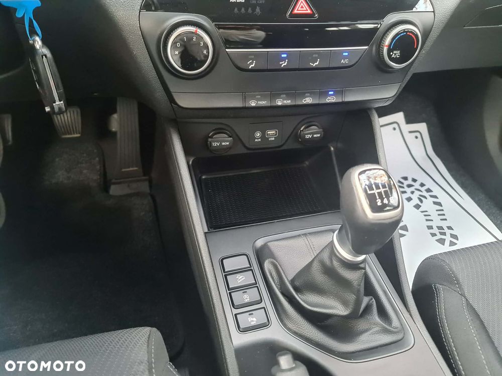 Hyundai Tucson blue 1.6 GDi 2WD Navi - 15