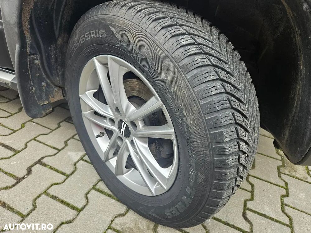 Dacia Duster 1.5 dCi 4WD Prestige jante 16" - 8