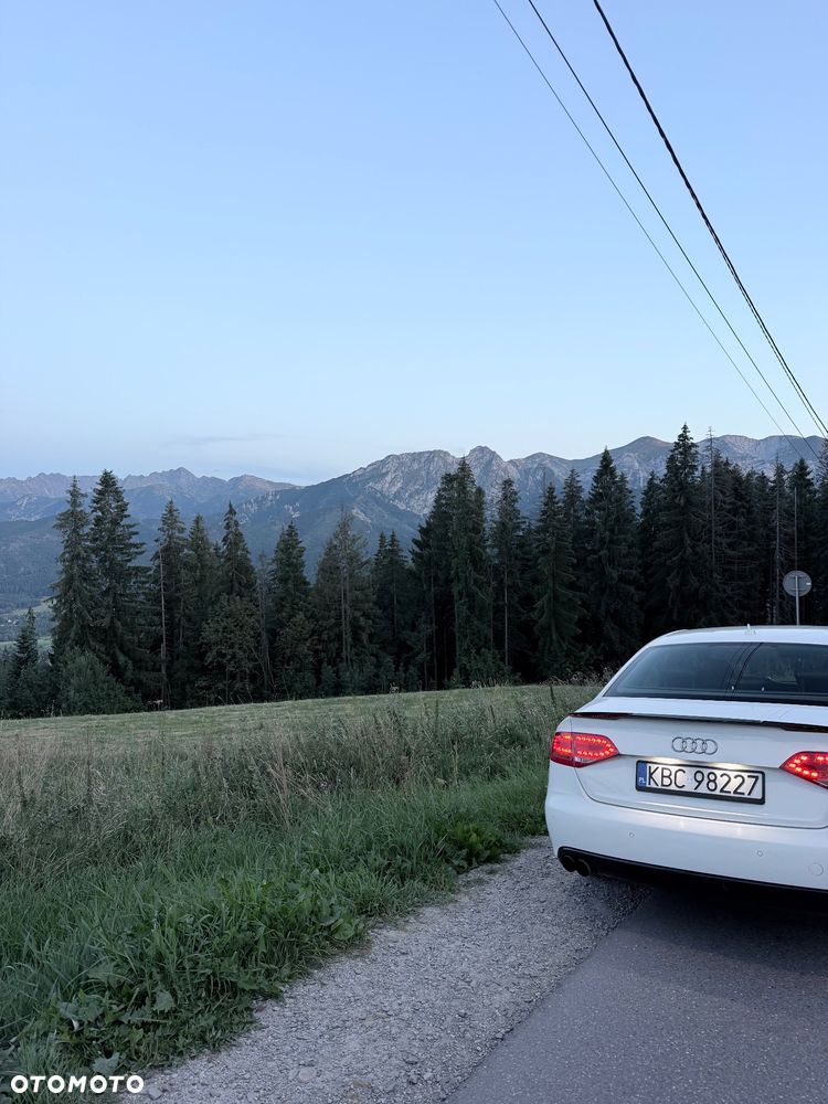 Audi A4 Limousine 2.0 TFSI quattro S tronic S line Sportpaket (plus) - 4