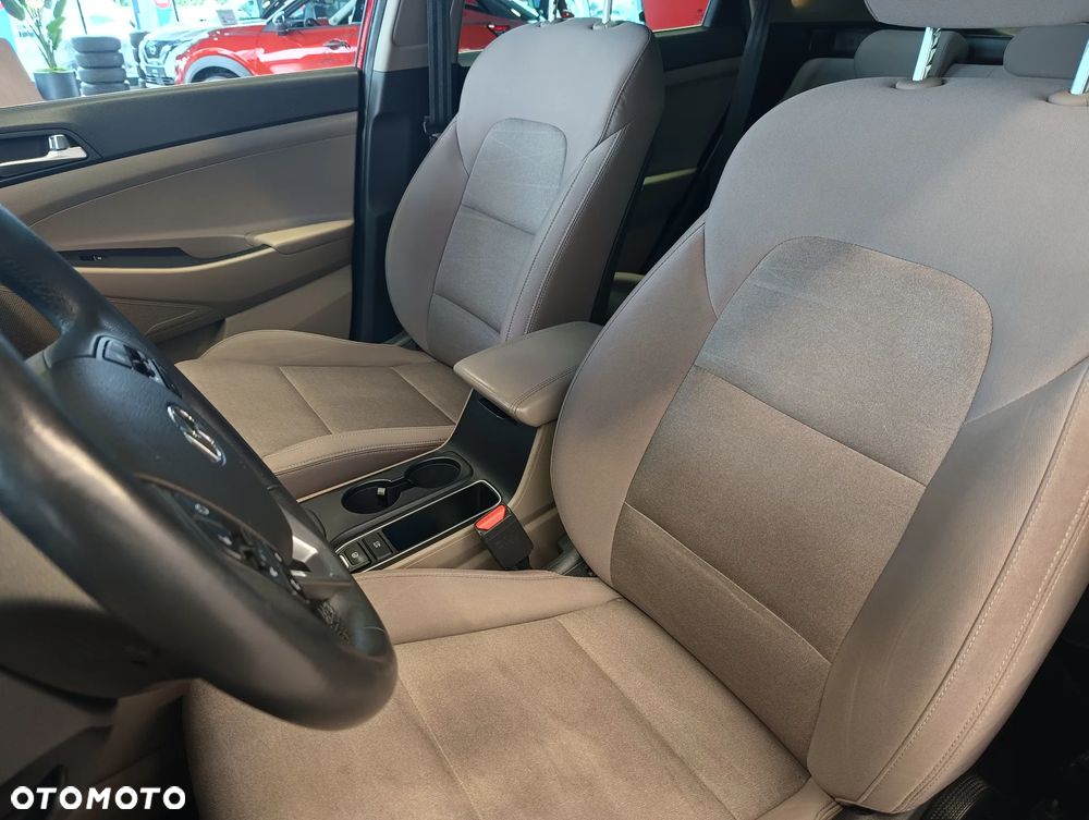 Hyundai Tucson - 11