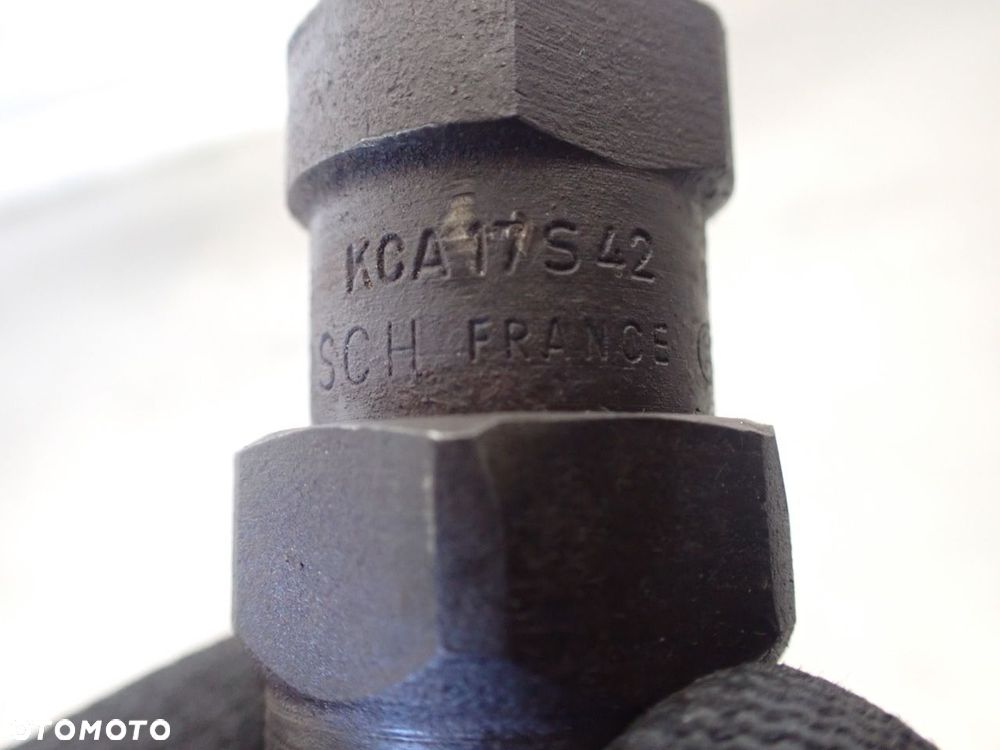 WTRYSK PEUGEOT 205 1.8 KCA17S42 - 3