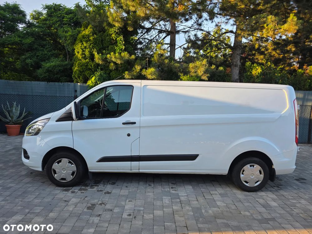 Ford TRANSIT CUSTOM - 2