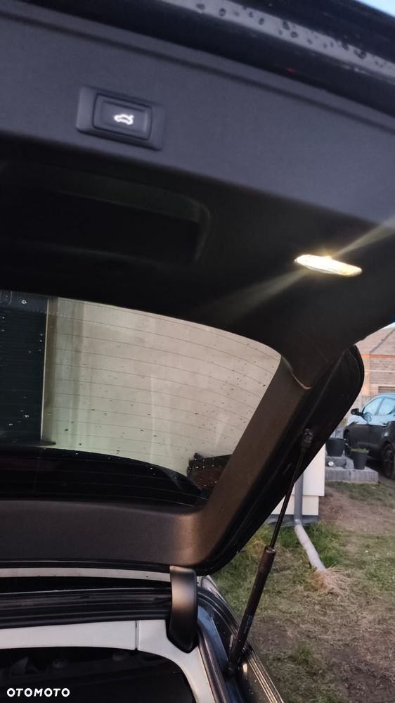 Audi A4 Allroad - 12