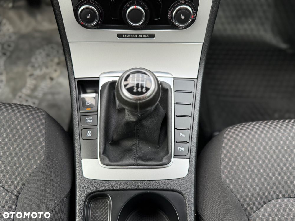 Volkswagen Passat Variant 1.4 TSI Trendline - 21