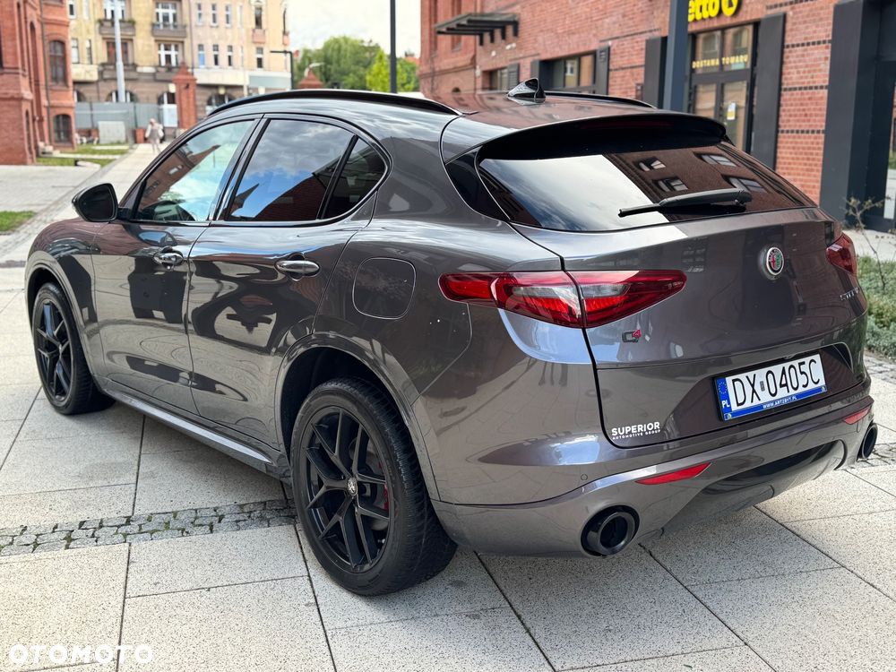 Alfa Romeo Stelvio - 6