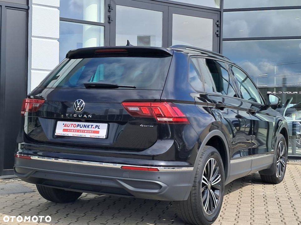 Volkswagen Tiguan - 5