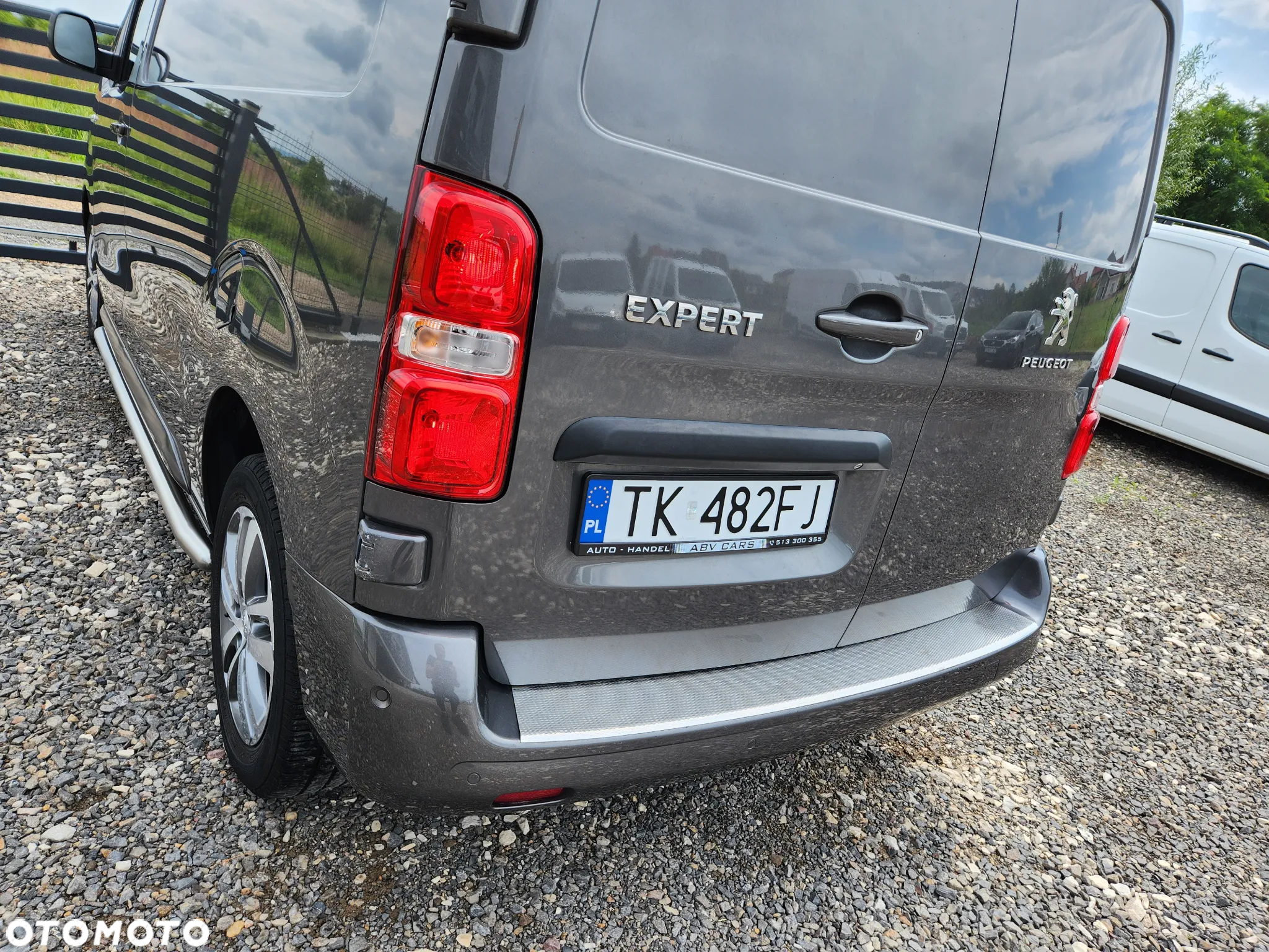 Peugeot Expert - 11