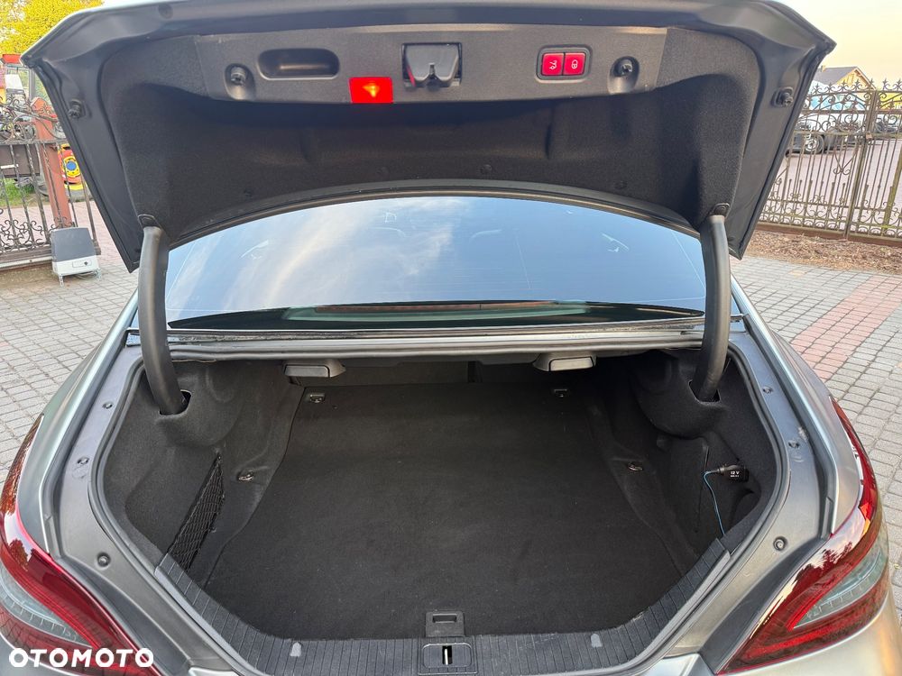 Mercedes-Benz CLS 500 4-Matic 9G-TRONIC - 11