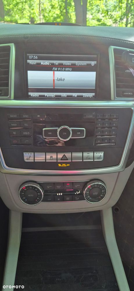 Mercedes-Benz GL 450 4Matic 7G-TRONIC - 36