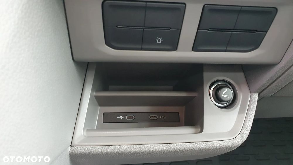 Volkswagen Crafter - 23