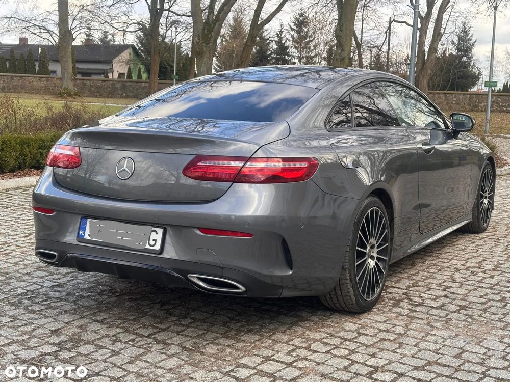 Mercedes-Benz Klasa E 220 d 9G-TRONIC - 12