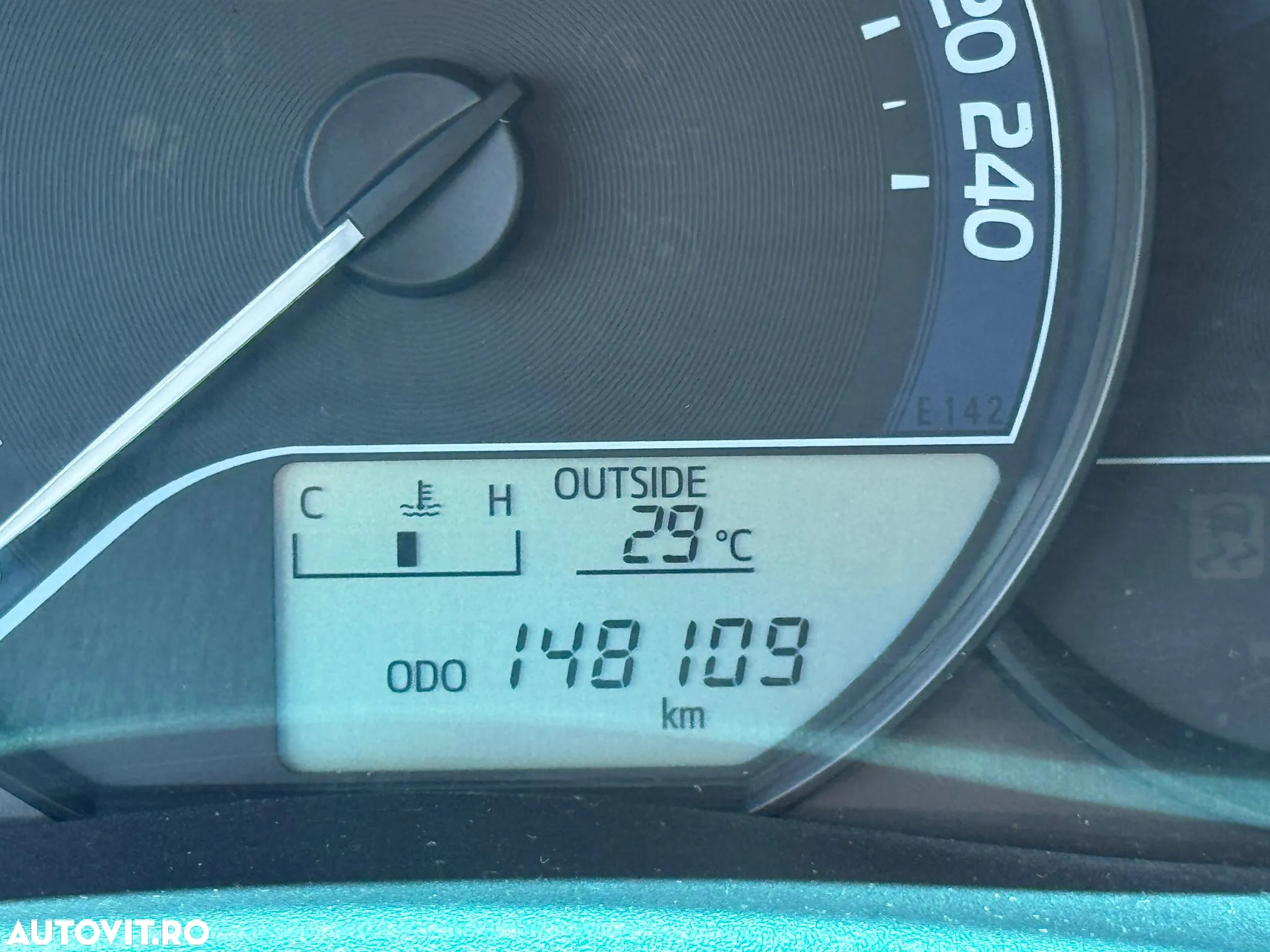 Toyota Auris 1.3 Dual VVT-i Terra - 14
