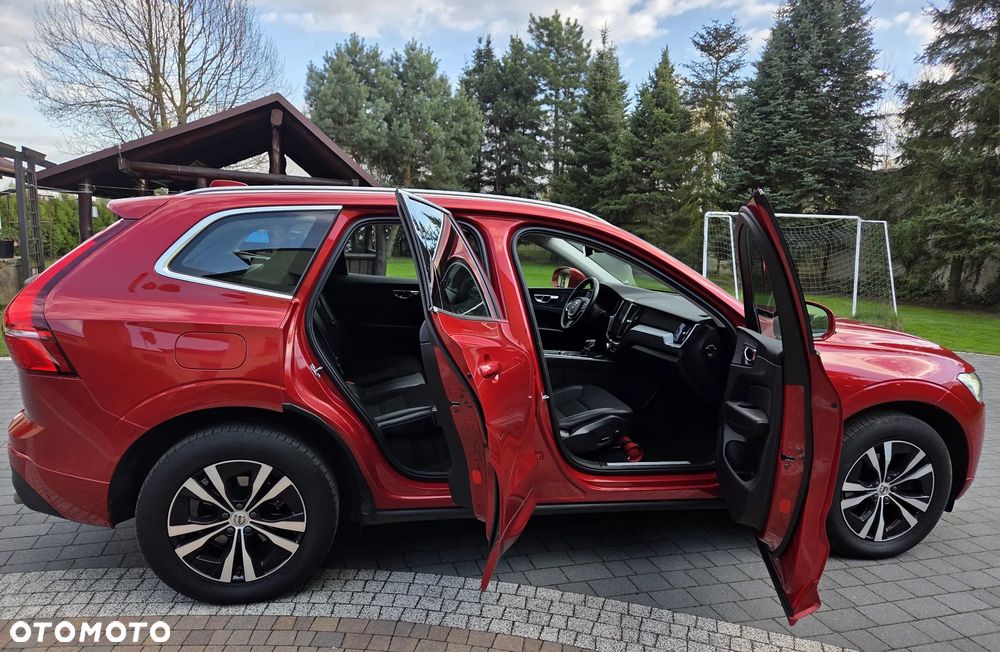 Volvo XC 60 D4 Momentum Pro - 16