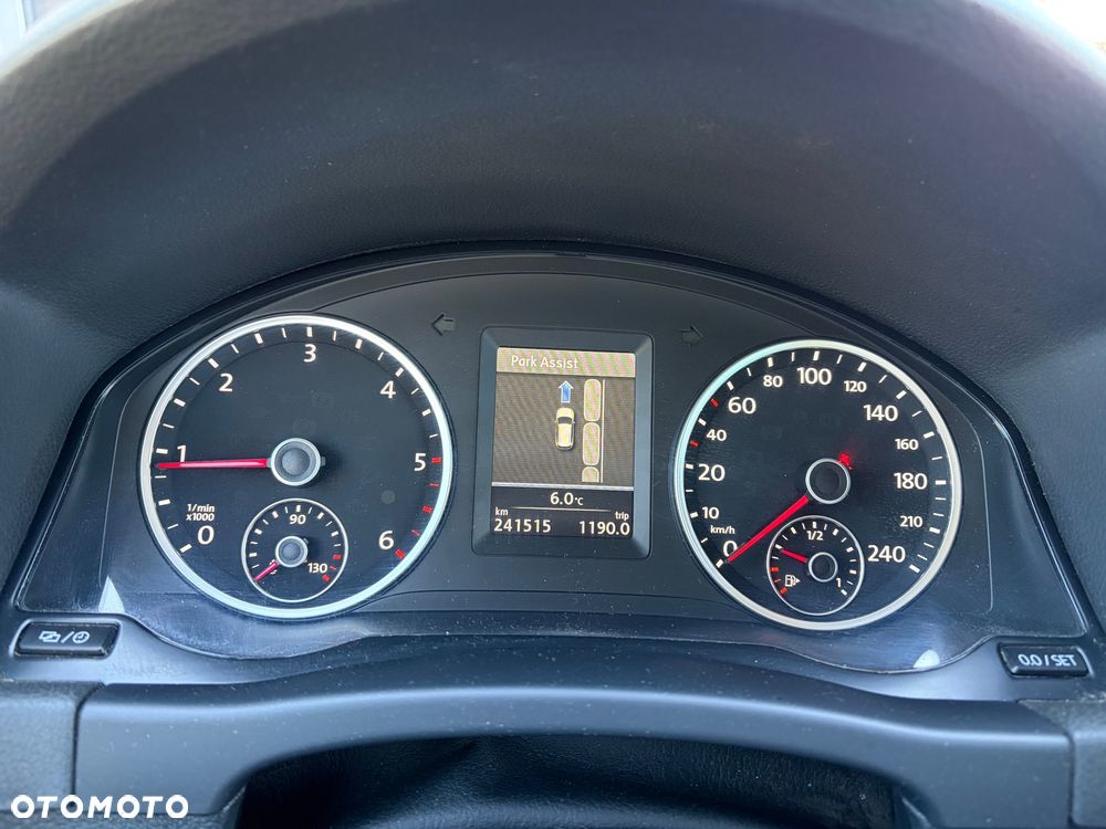 Volkswagen Tiguan 2.0 TDI DPF BlueMotion Technology Cup Sport & Style - 20