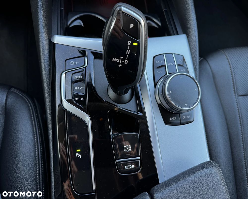 BMW Seria 5 520d Sport Line sport - 21