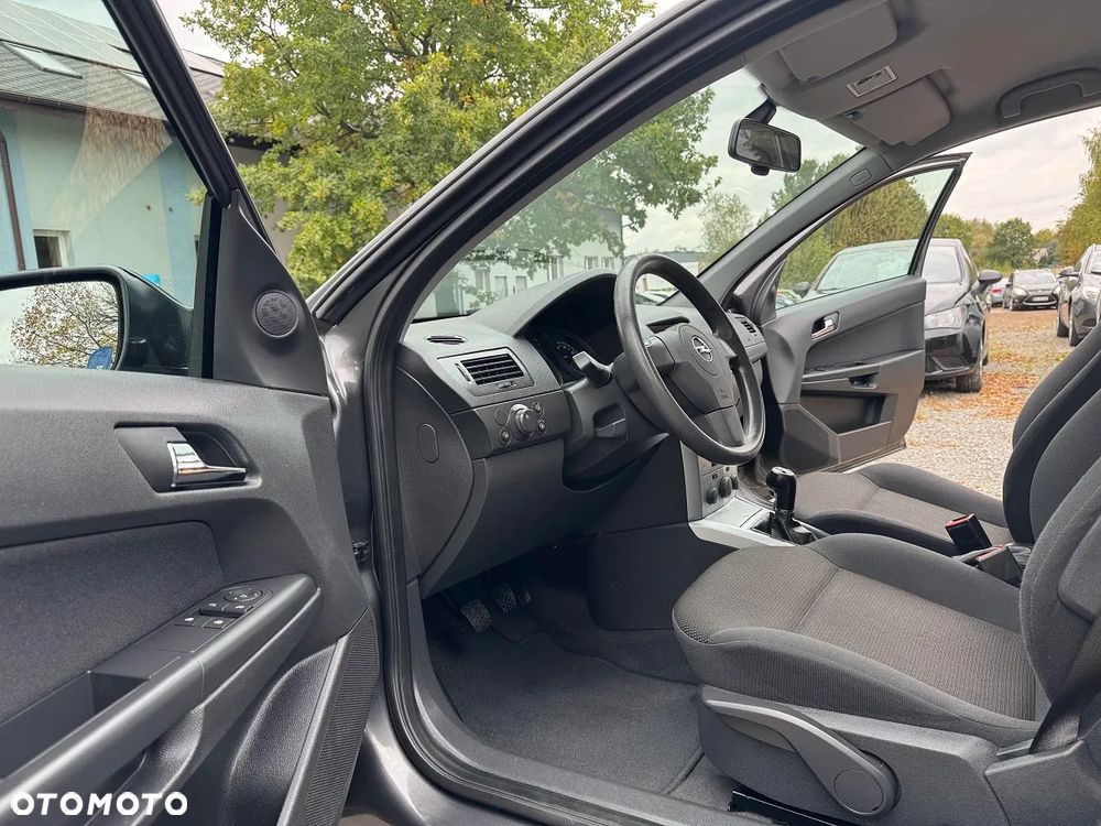 Opel Astra - 19