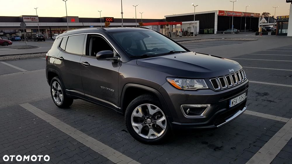 Jeep Compass - 4