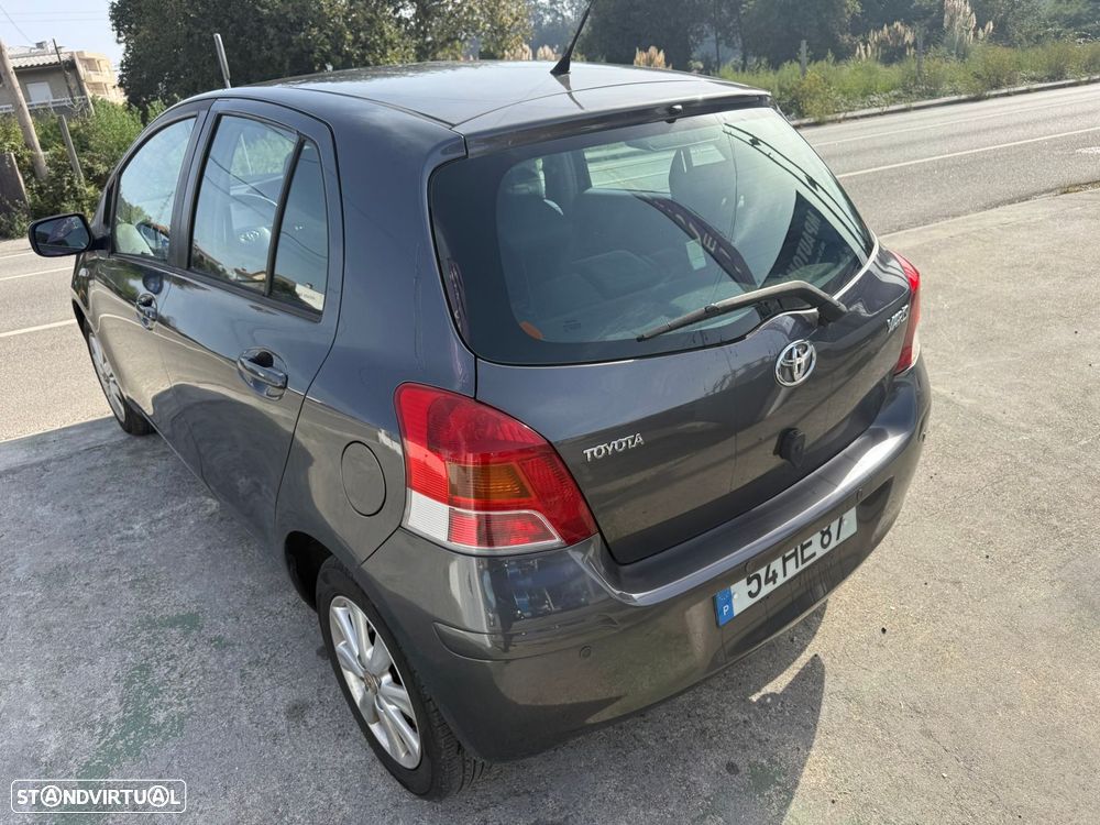 Toyota Yaris 1.4 D-4D AC - 10