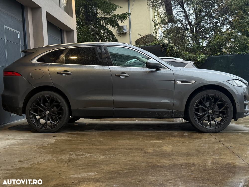 Jaguar F-Pace 20d AWD Portfolio - 2