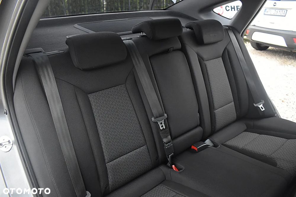 Hyundai i40 1.7 CRDi Comfort + - 20