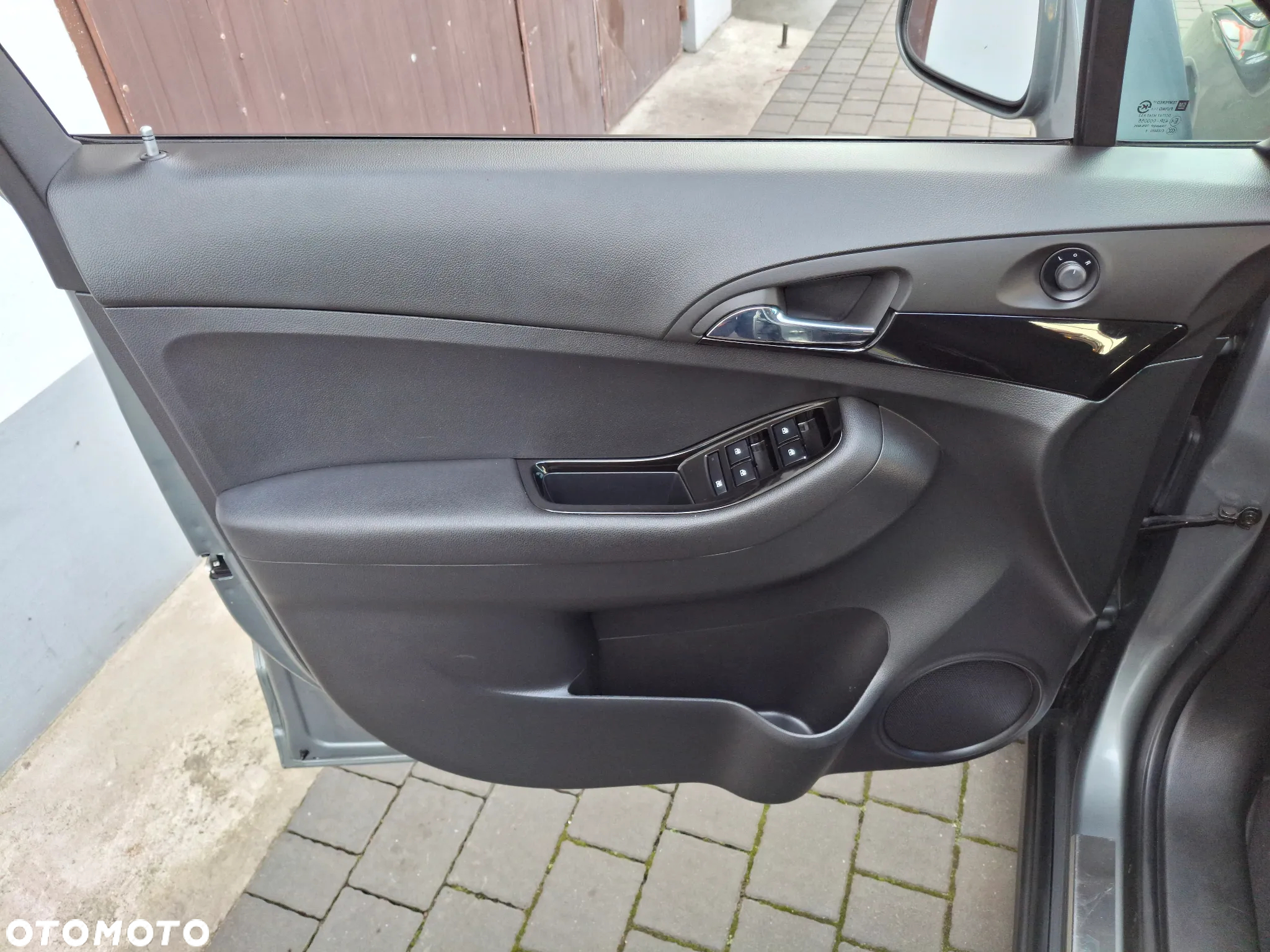 Chevrolet Orlando - 30