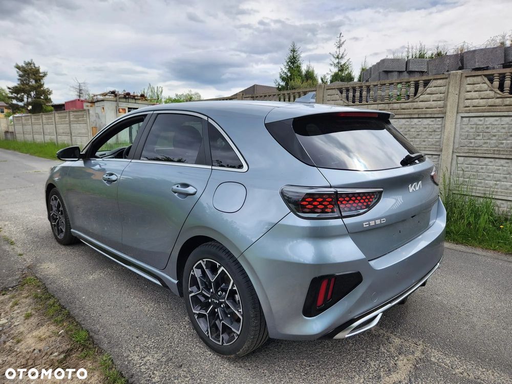 Kia Ceed 1.6 CRDi (48V Mild-Hybrid) DCT7 GT Line - 5