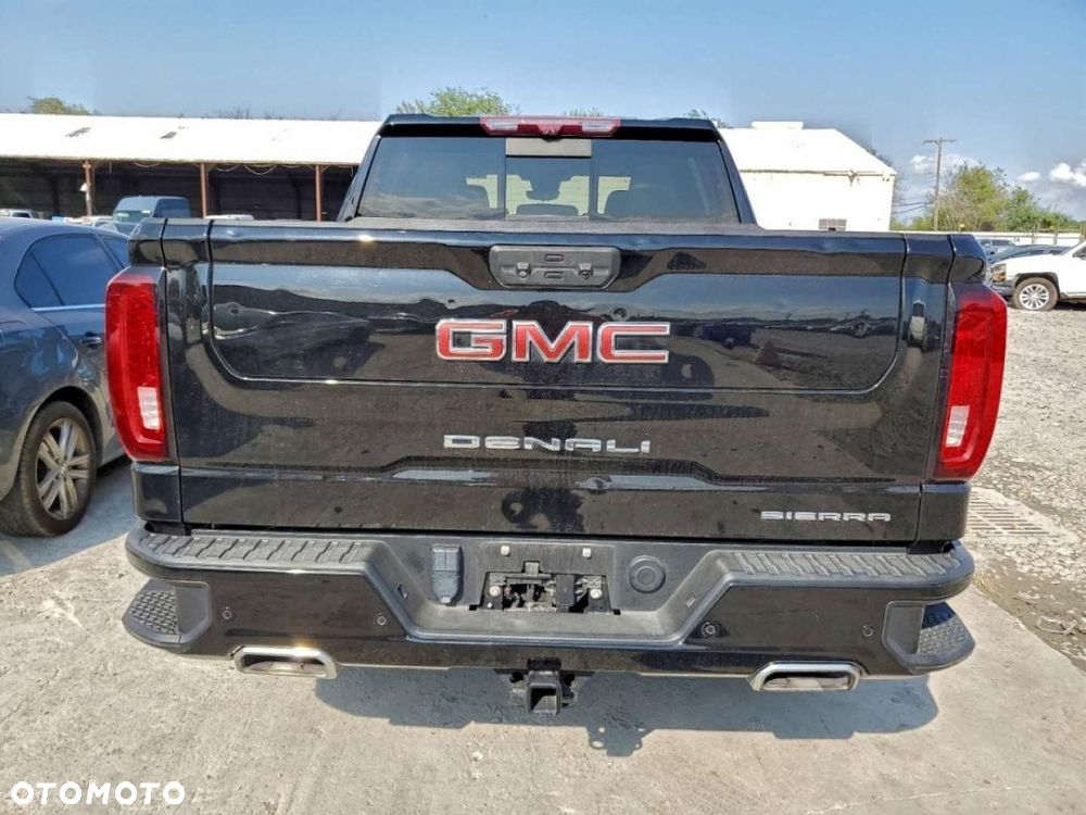 GMC Sierra - 5