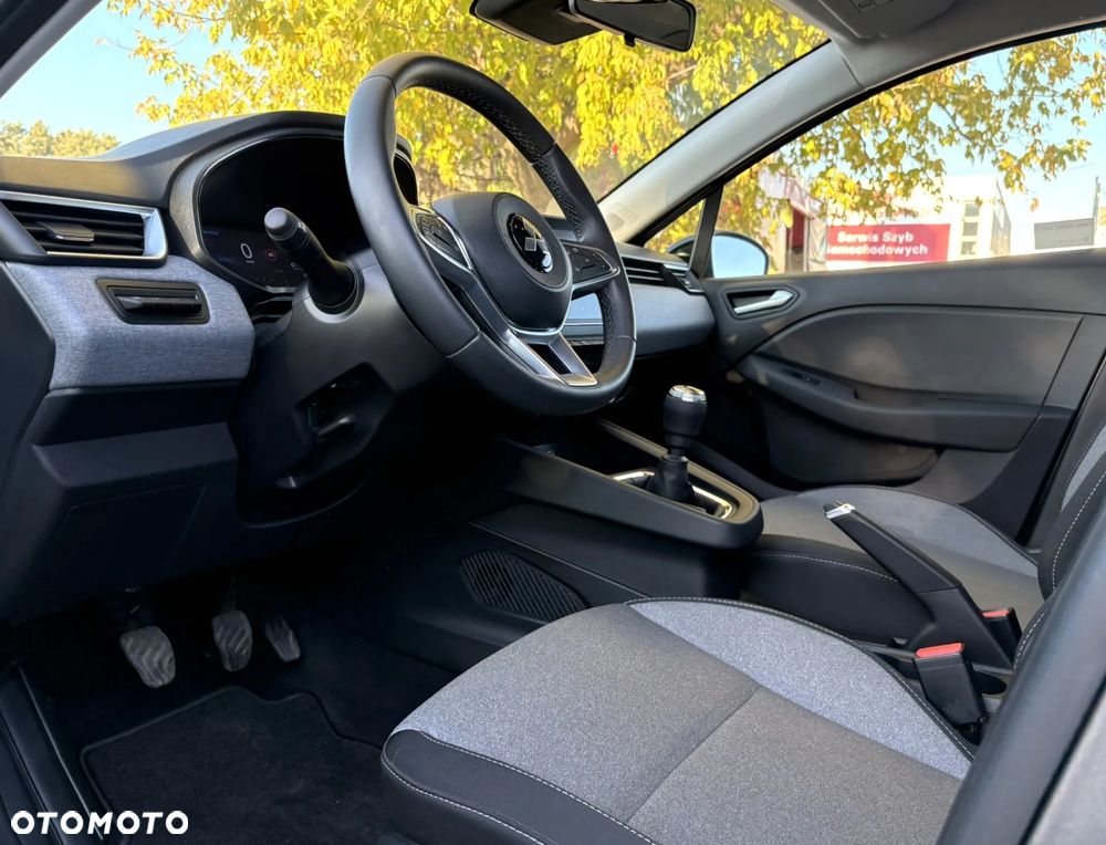 Mitsubishi Colt 1.0T Invite - 11