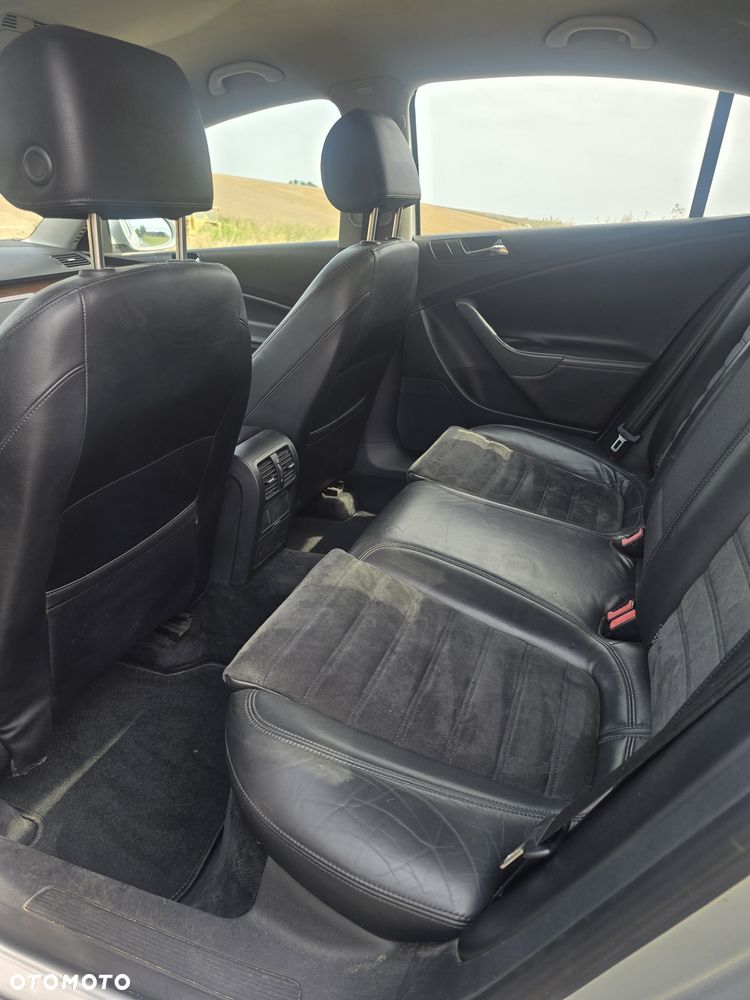 Volkswagen Passat - 6