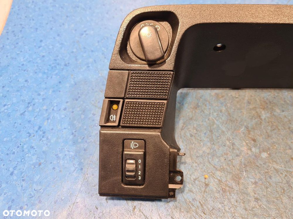 OPEL KADETT E LIFT OBUDOWA LICZNIKA 90360194 - 2