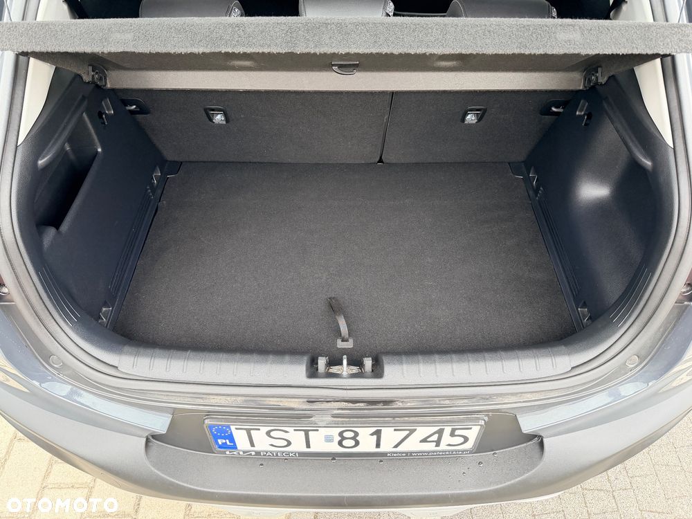 Kia Stonic 1.2 L - 11