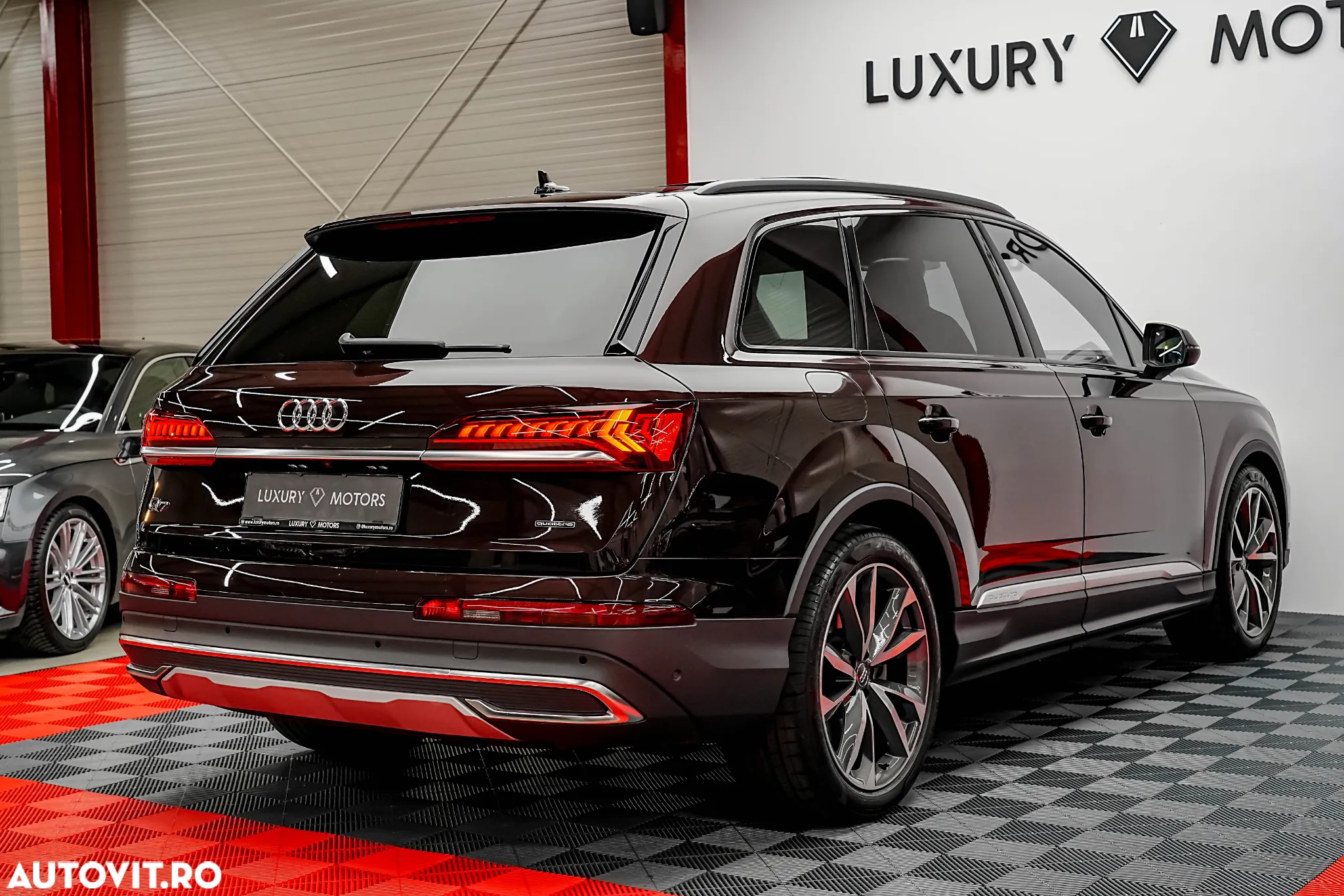 Audi Q7 55 TFSI e quattro Tiptronic PHEV S Line - 15