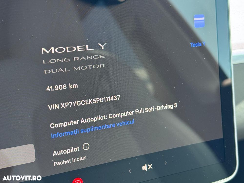 Tesla Model Y AWD Performance - 30